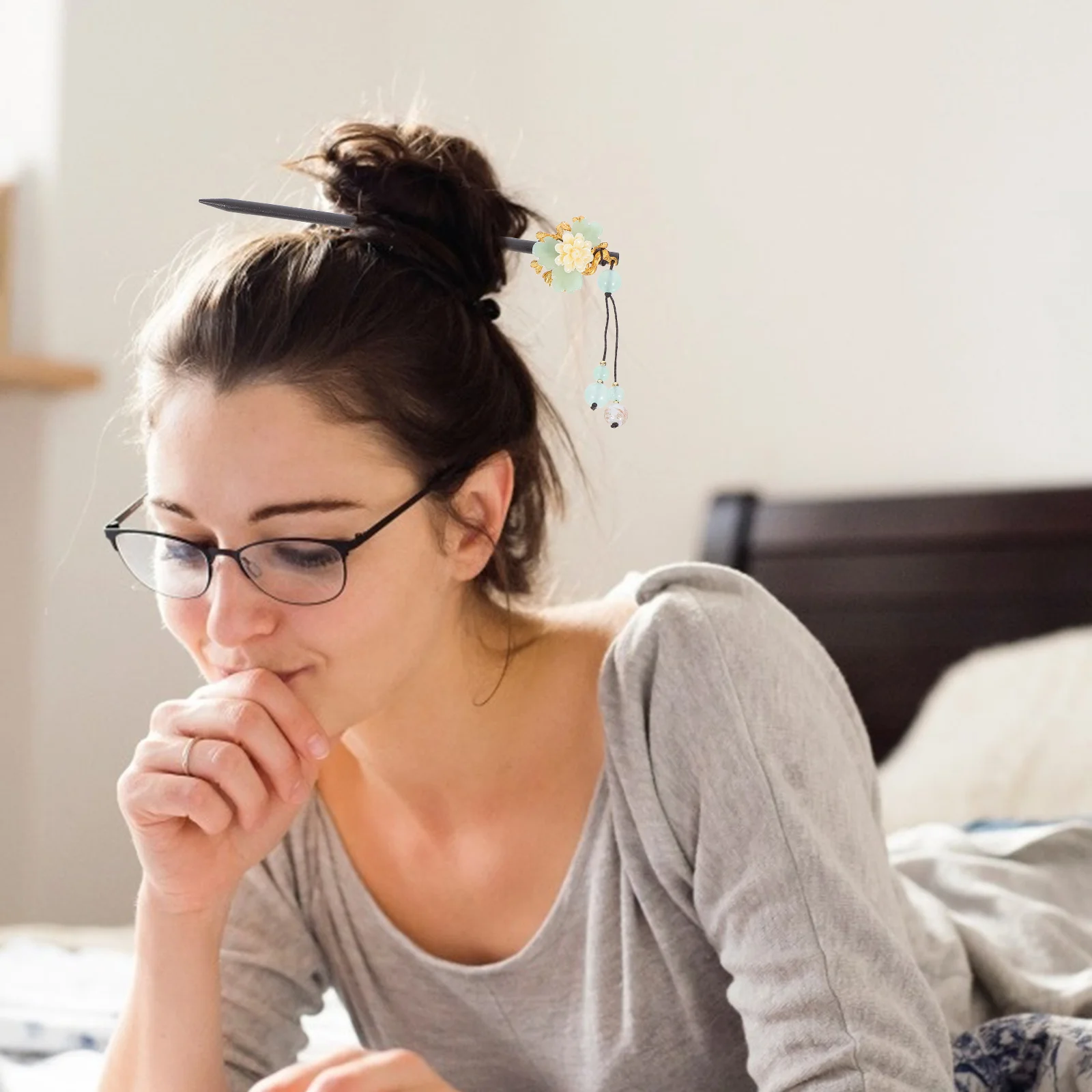 กิ๊บติดผมไม้สไตล์วินเทจ 1 ชิ้น ดีไซน์เก๋ไก๋ย้อนยุค สำหรับงานพิธี งานเทศกาล ถ่ายภาพ