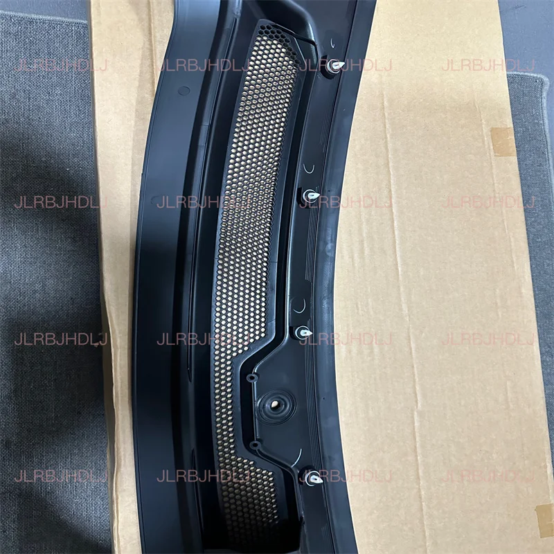 LR096164 LR055193 Suitable for Range Rover Sport, Discover 4, Discover 3 front windscreen grille intake panel