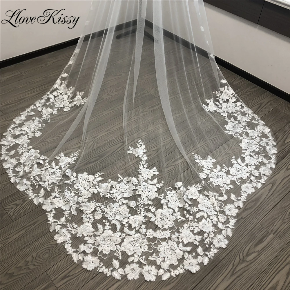 1/2 Tier Bridal Veil Wedding Veil with Comb White Ivory Cathedral Lace Appliques 3 Scalloped Veil Wedding Accessories 300cm