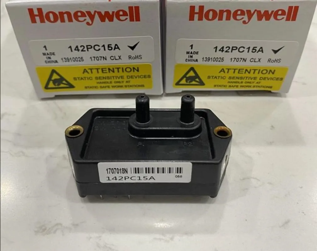

Датчик давления Honeywell 142PC15A, монтируемый на панель, с преобразователем