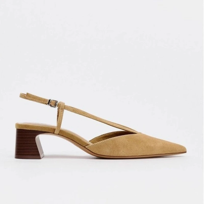 صنادل نسائية أنيقة بمقدمة مدببة أحذية بكعب مثيرة شتاء جديد 2025 شباشب مكتنزة فستان ماركة حفلات امرأة مضخات Zapatos Mujer