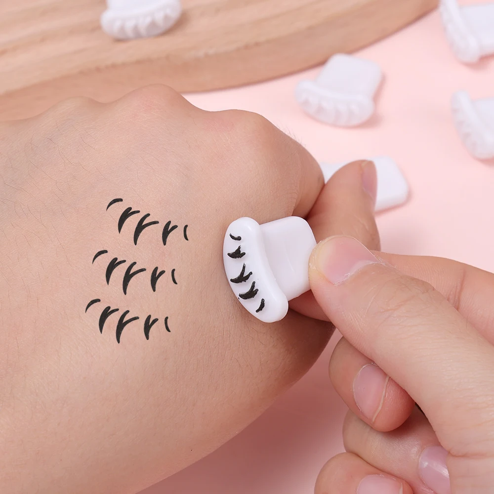 Natural Simulation Lower Lashes Stamp Tool Lazy Eyelashes Assistant V-Shaped Imitation Hand Painting Lash Extension Makeup Tools