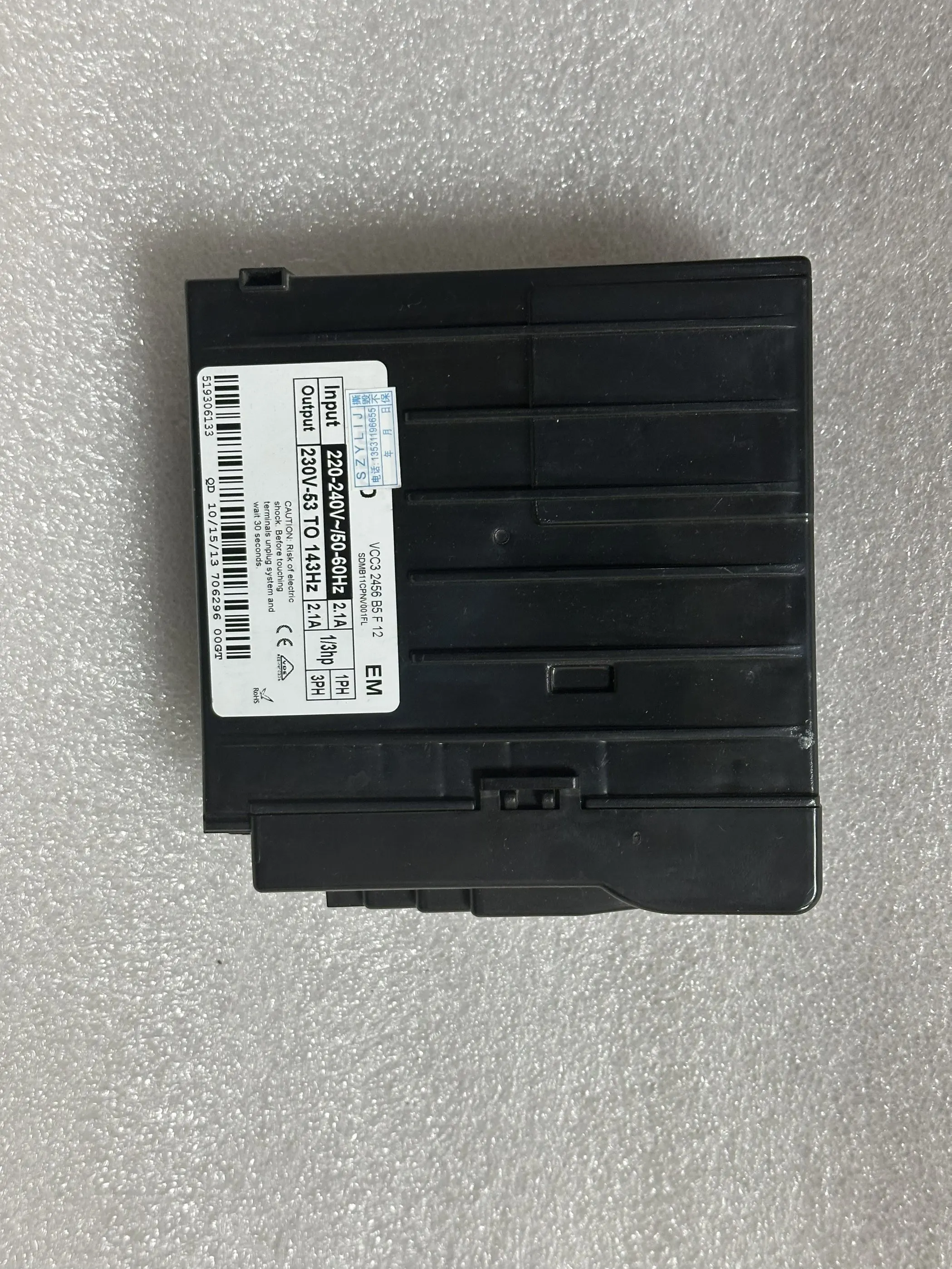 

Хорошее качество VCC3 2456 B5 F 12 220–240 В–50–60 Гц (VCC3 2456)