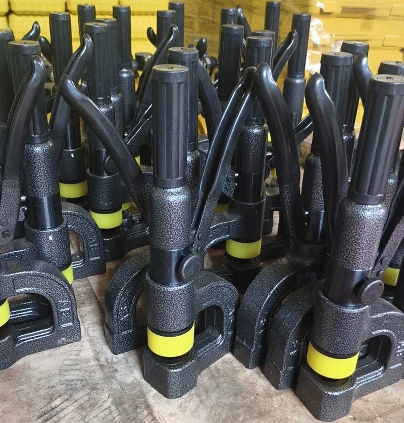 

Ручной гидравлический станок для открывания отверстий YD-32, открывалка для тонких железных пластин, инструмент для пробивания отверстий в листах из нержавеющей стали