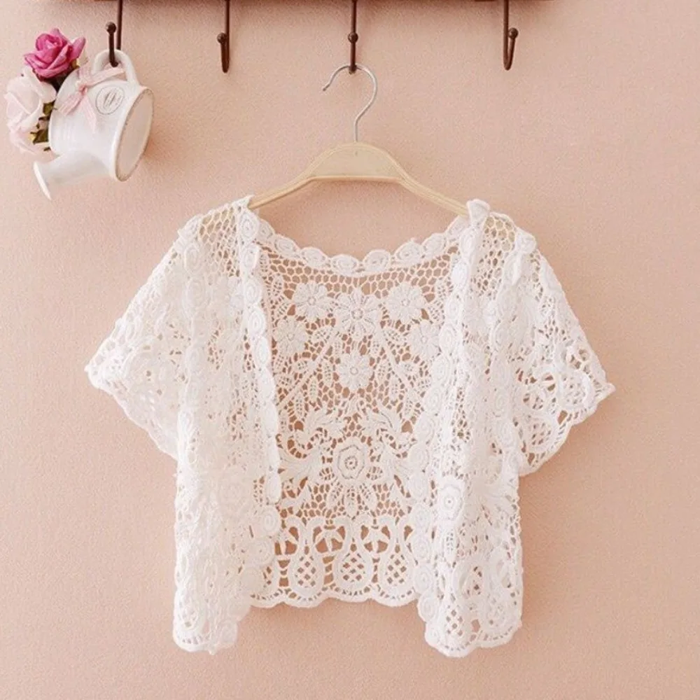 

Черно-белая свадебная летняя куртка с открытым передом и коротким рукавом, кружевная накидка с цветочным узором, укороченный стиль, вязаный крючком чехол с цветочным принтом для женщин