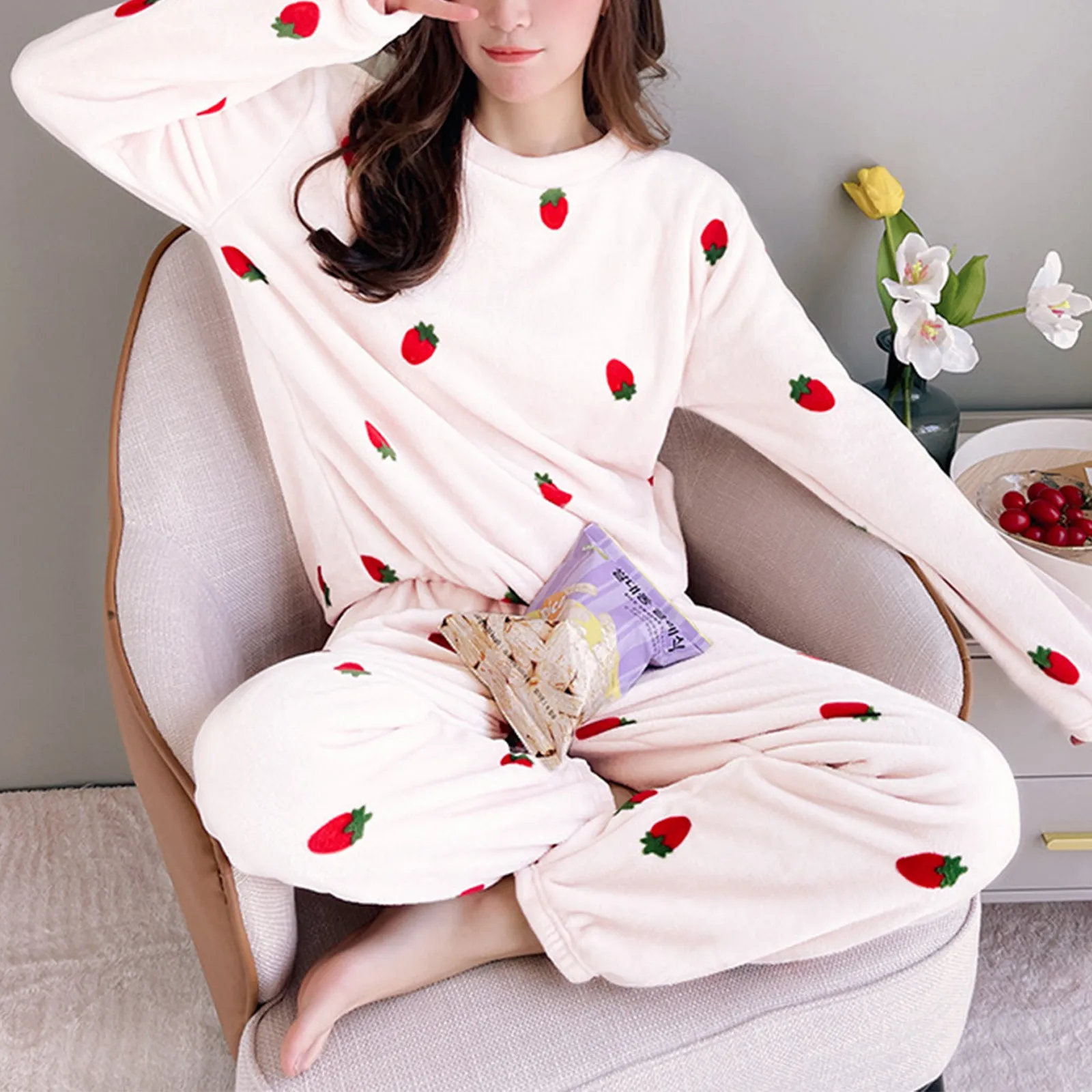 

Autumn And Winter Women'S Pajamas Coral Fleece Thickened Plush Cartoon Warm Suit Flannel Women'S Home Clothes пижама женская