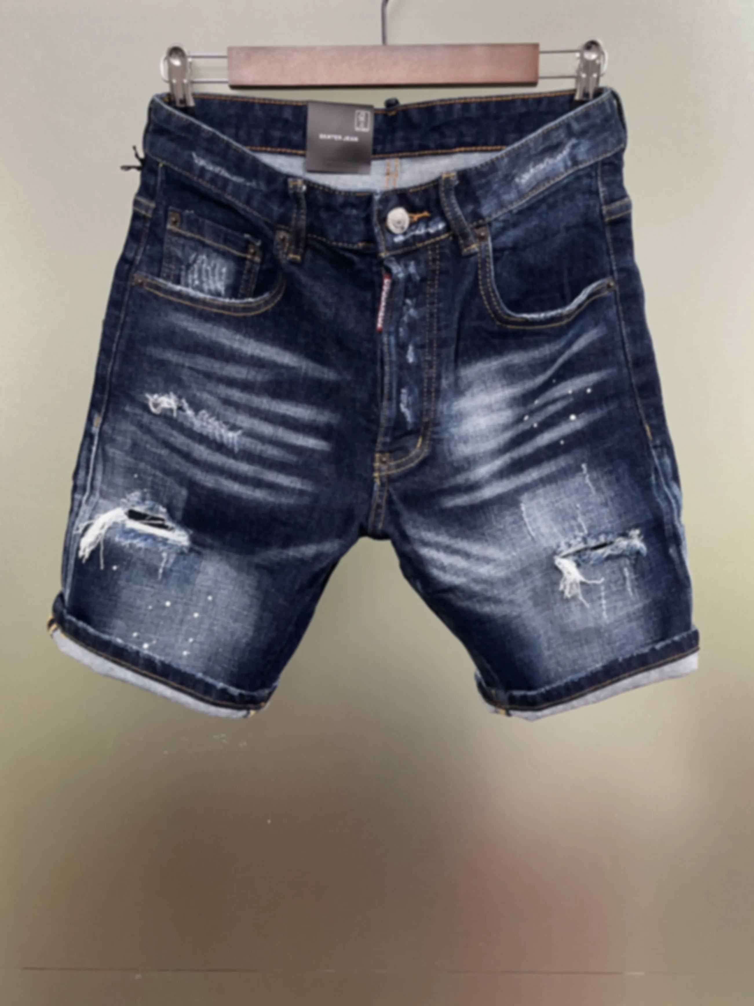 

2024 Spring/Summer D2 Jeans Trendy Men's Washed Hole Patch Zipper Slim Fit Blue Jeans Shorts