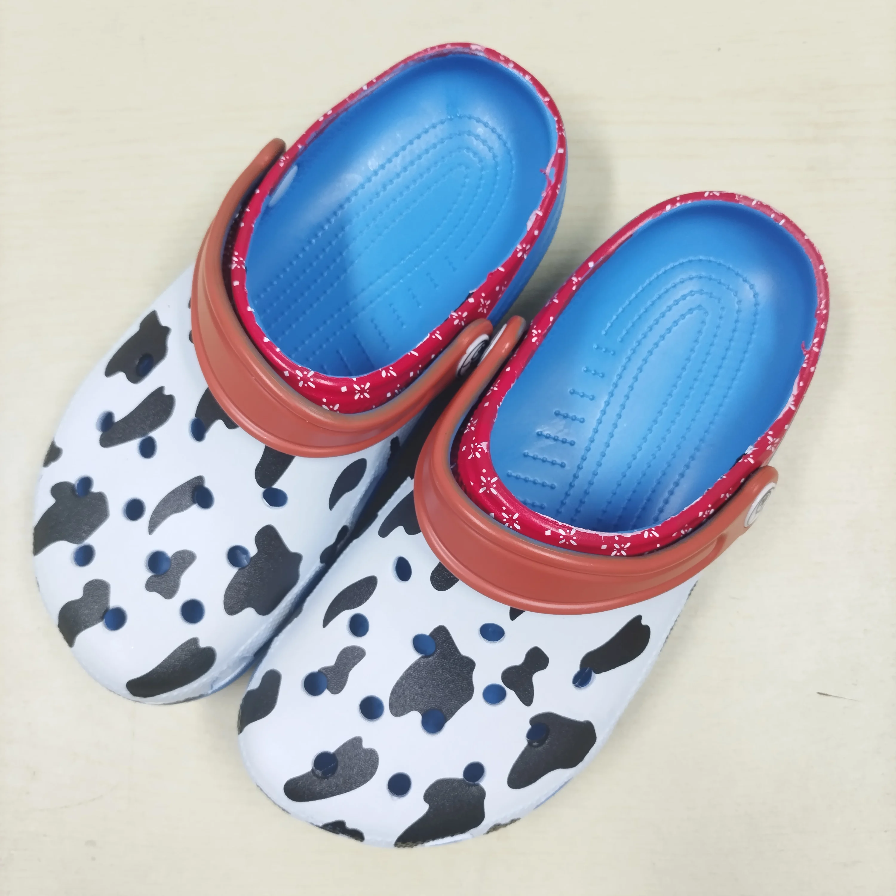 

Toy Story Woody Cowboy Cartoon Character Summer Cute Cartoon Children'S Style Leisure Slippers Non-Slip Soft Soled Sandals Gifts