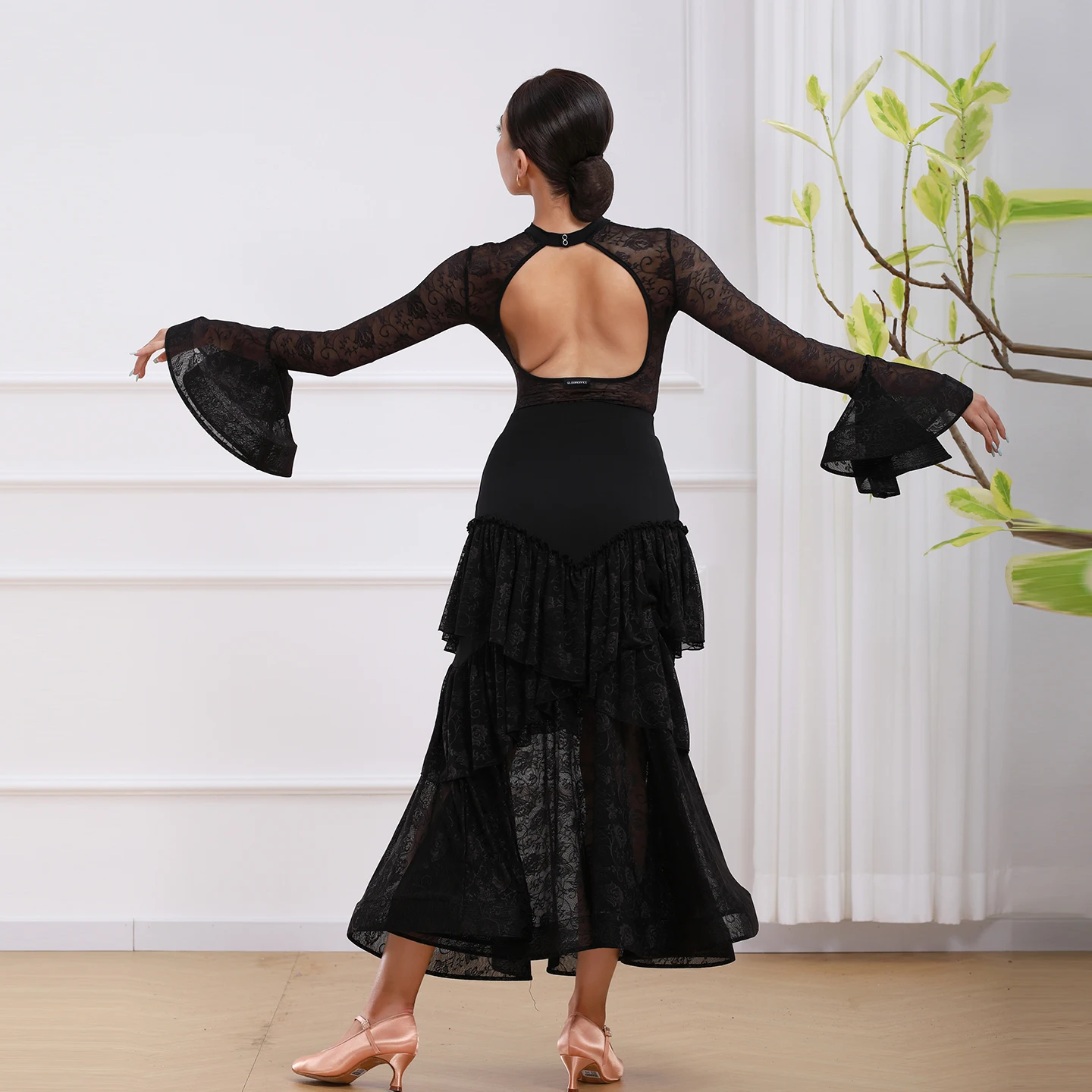 Ropa de competición profesional de danza moderna, conjunto de encaje Sexy de alta gama, disfraz de actuación de vals de Tango para mujer adulta, novedad de 2025