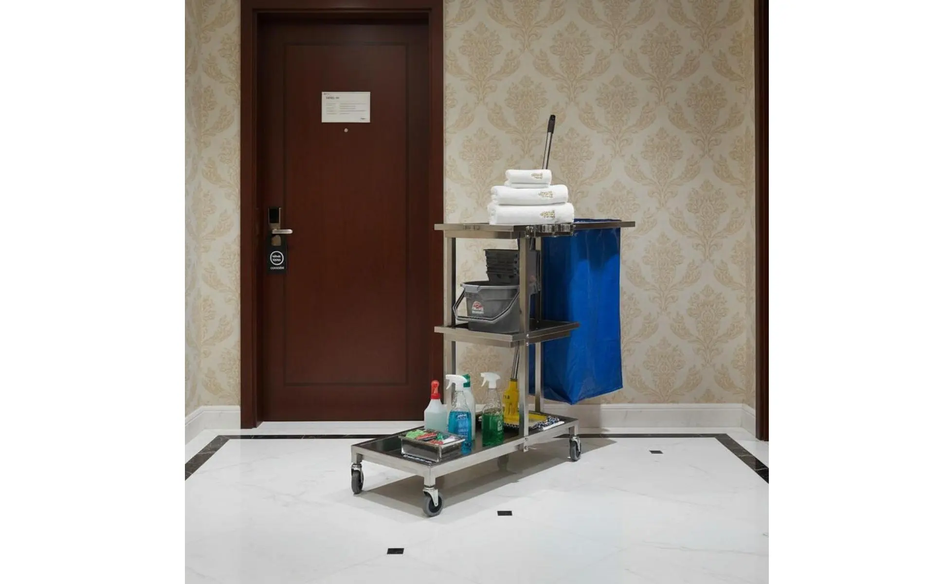 Hotel Linen Cart Sturdy Duty Stainless Steel Janitor Cart Business Cleaning Trolley with Bag Large Capacity for Housekeepers