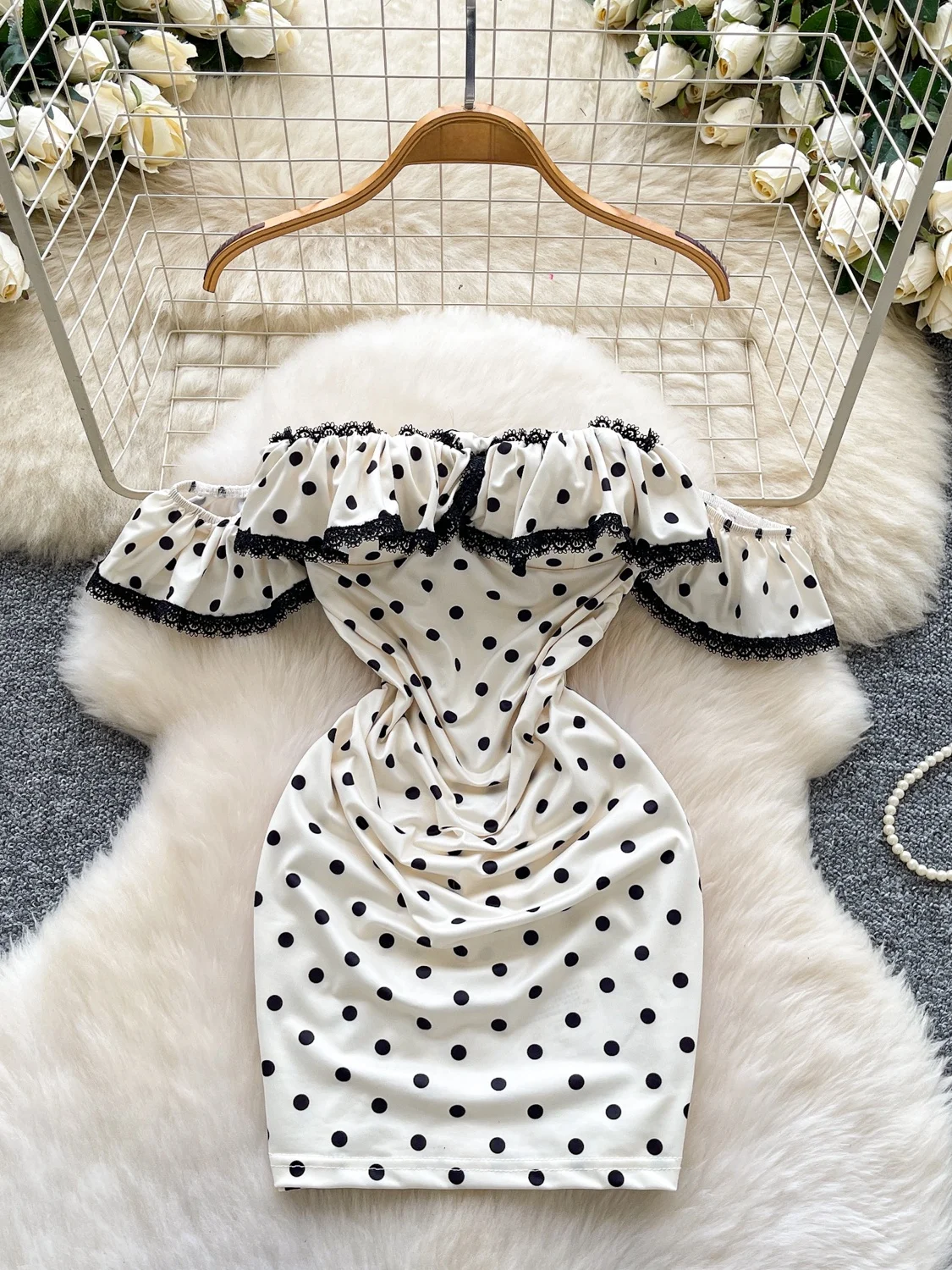 

Sweet And Spicy Летняя женская юбка трапециевидной формы с кружевной отделкой в горошек и высокой талией Bell Sve