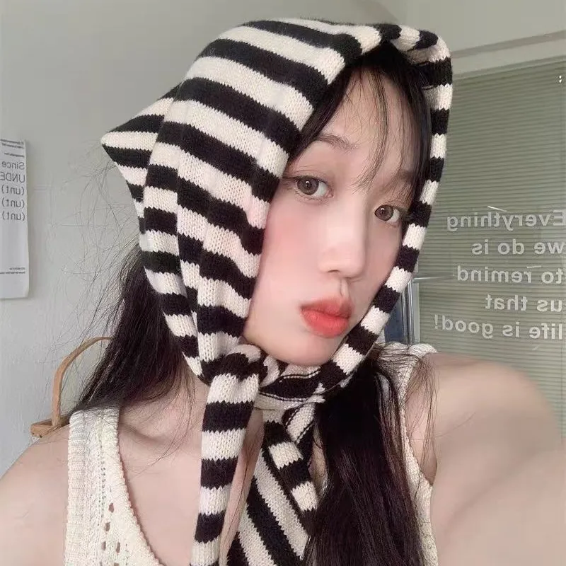 Syal Segitiga Inggris Syal Musim Semi Wanita Nyaman Lembut Manis Versi Korea Pelindung Leher Syal Kecil