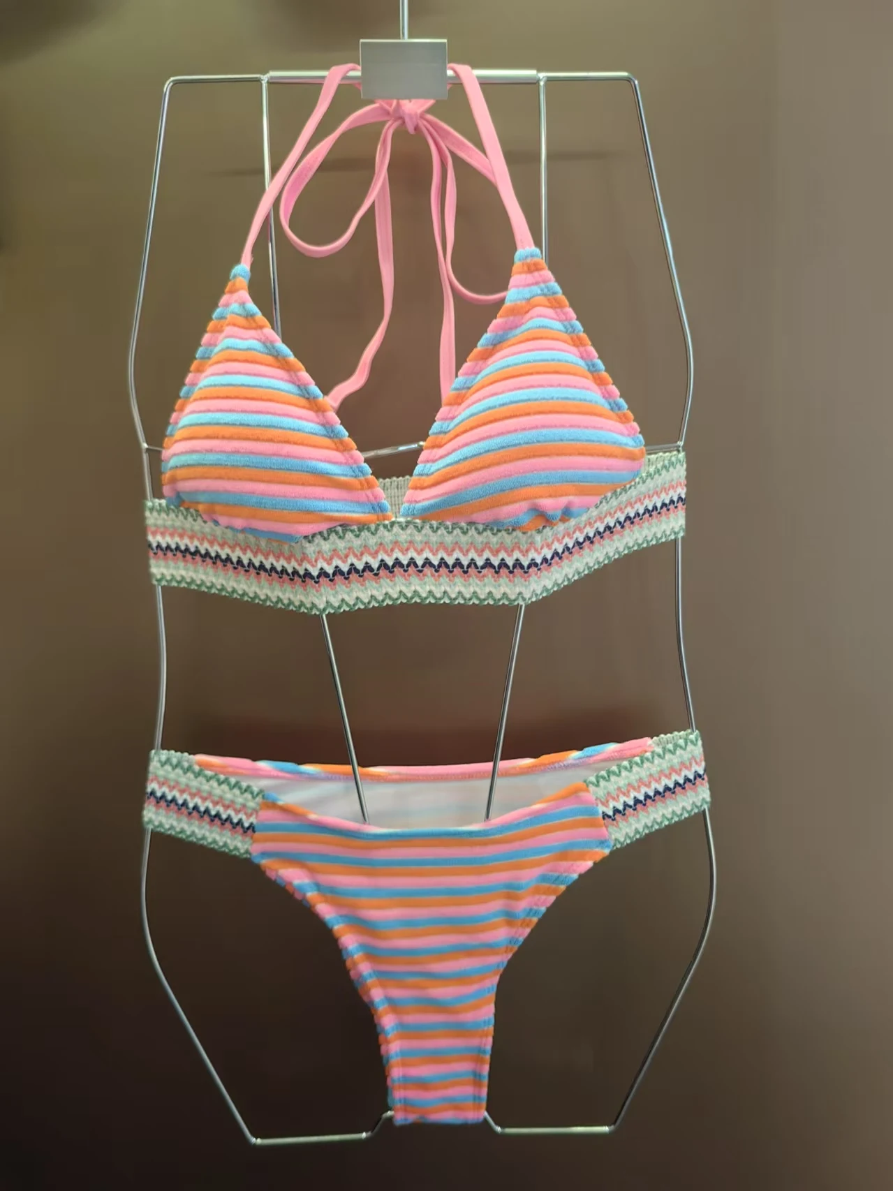 KNOW DREAM Bikini traje de baño elegante mujer colección de moda vibraciones de verano colores vibrantes traje de baño con cortes elegantes