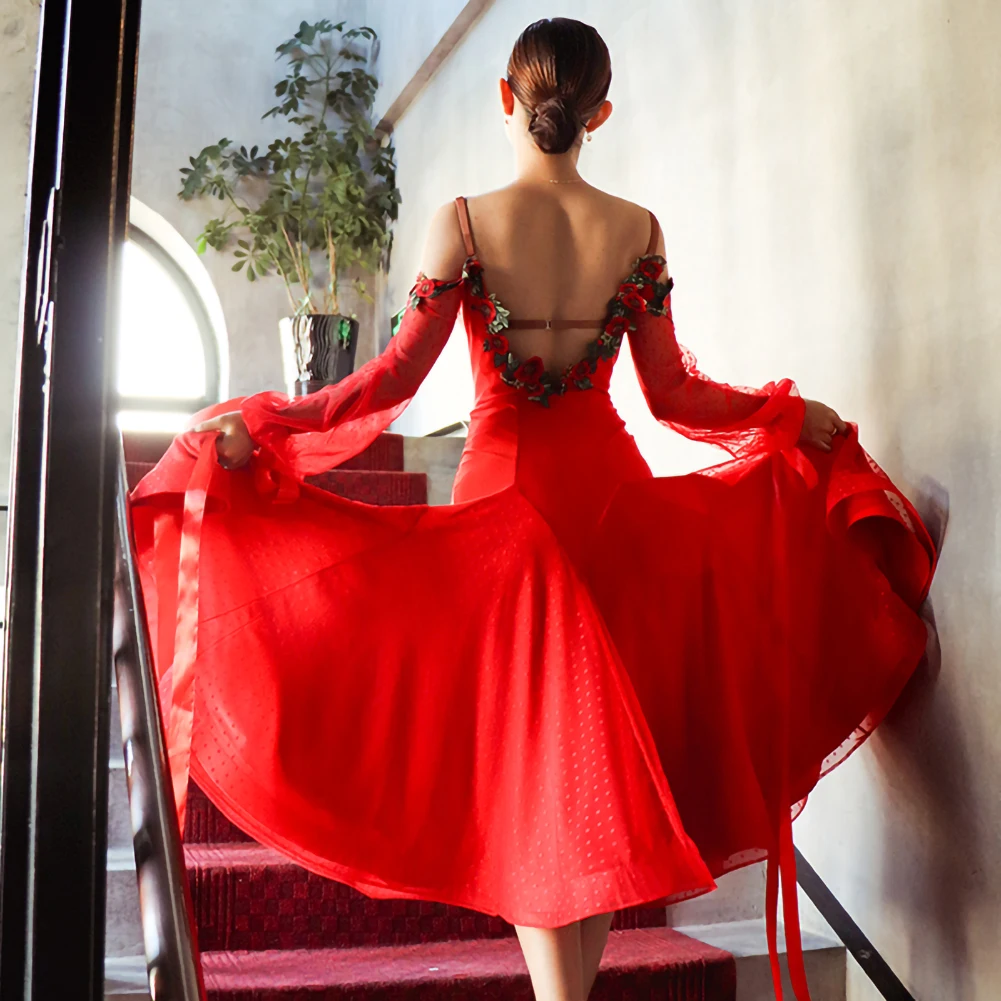 Abito da pratica a maniche lunghe con nastro da campionato, abito da competizione per sala da ballo con fionda rossa valzer