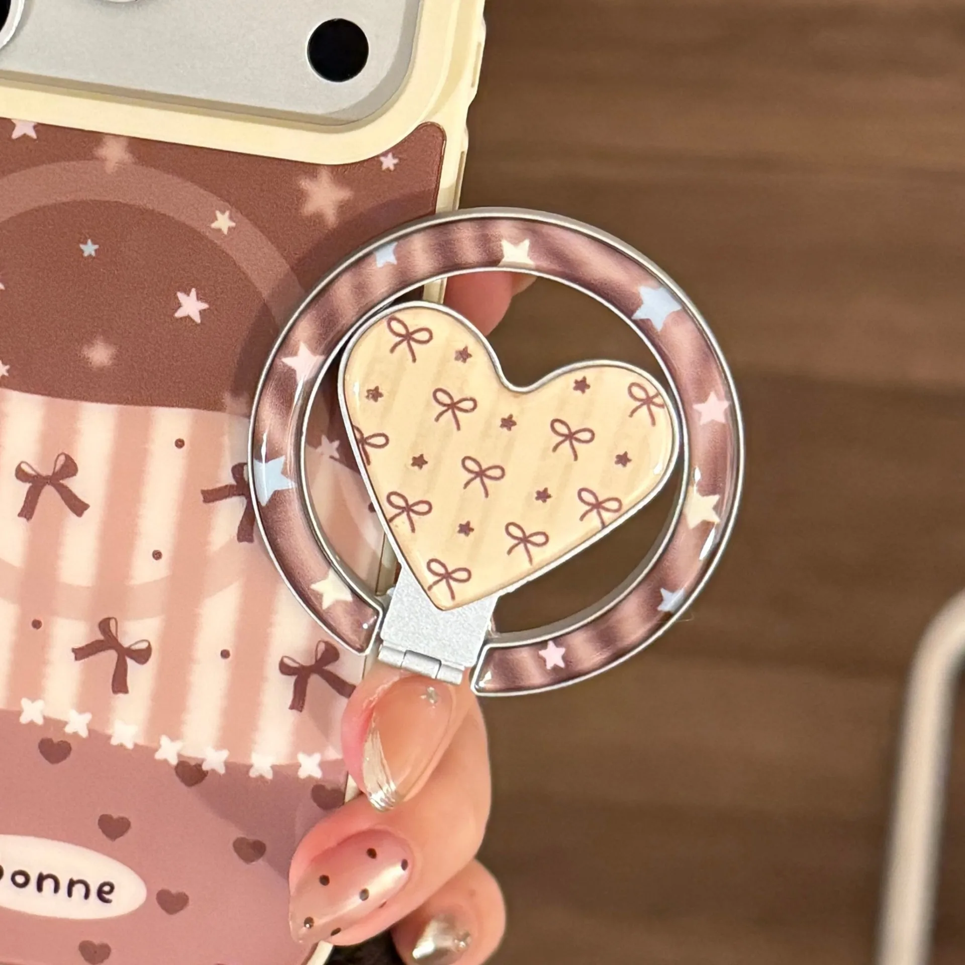 

Vintage Fashion Phone Holder For Magsafe Magnetic Stand Star Love Desktop Holder Foldable For iPhone Wireless Charging Case