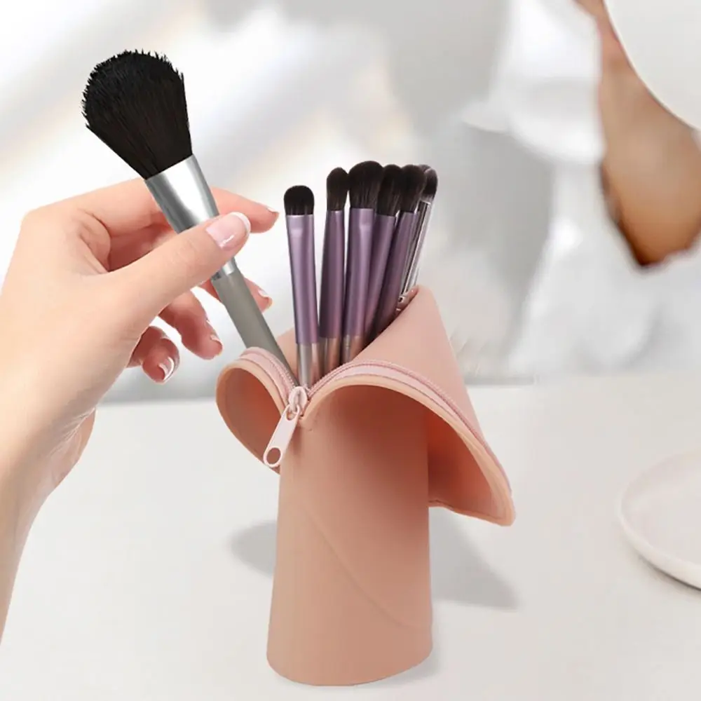 1pc with Zipper Brush Bag Case Silicone Makeup Brush Pouch Special Design Cosmetic Brush Bag for Travel Women Beauty