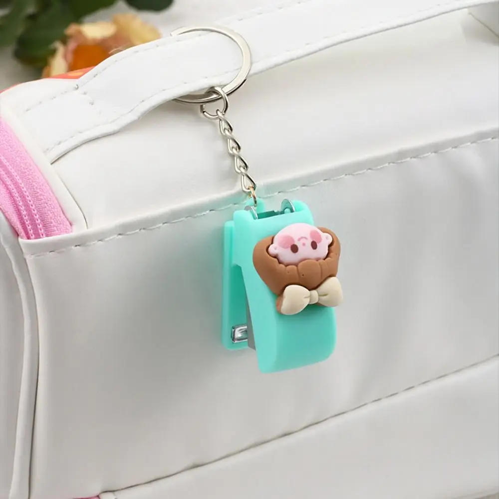 Cartoon Mini Stapler Cute Mini Student Stationery Stapler Keychain School Office Supplies Gift Staples Binding Tools