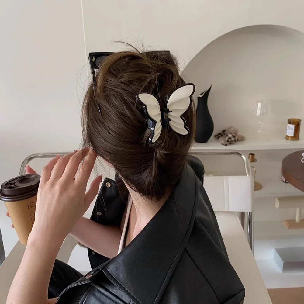 

High-grade Fashion Retro Three-dimensional Butterfly Hair Claw Clip Temperament High Ponytail Claw Clip Medium Disc Hair Clips