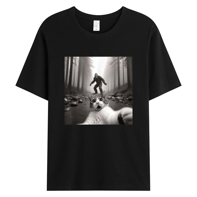 

Funny Surprised Scared Cat Selfie Tshirt Sasquatsch Bigfoot Men's Cotton T-shirt Fabric Monday Hot Sell Graphic T-Shirts