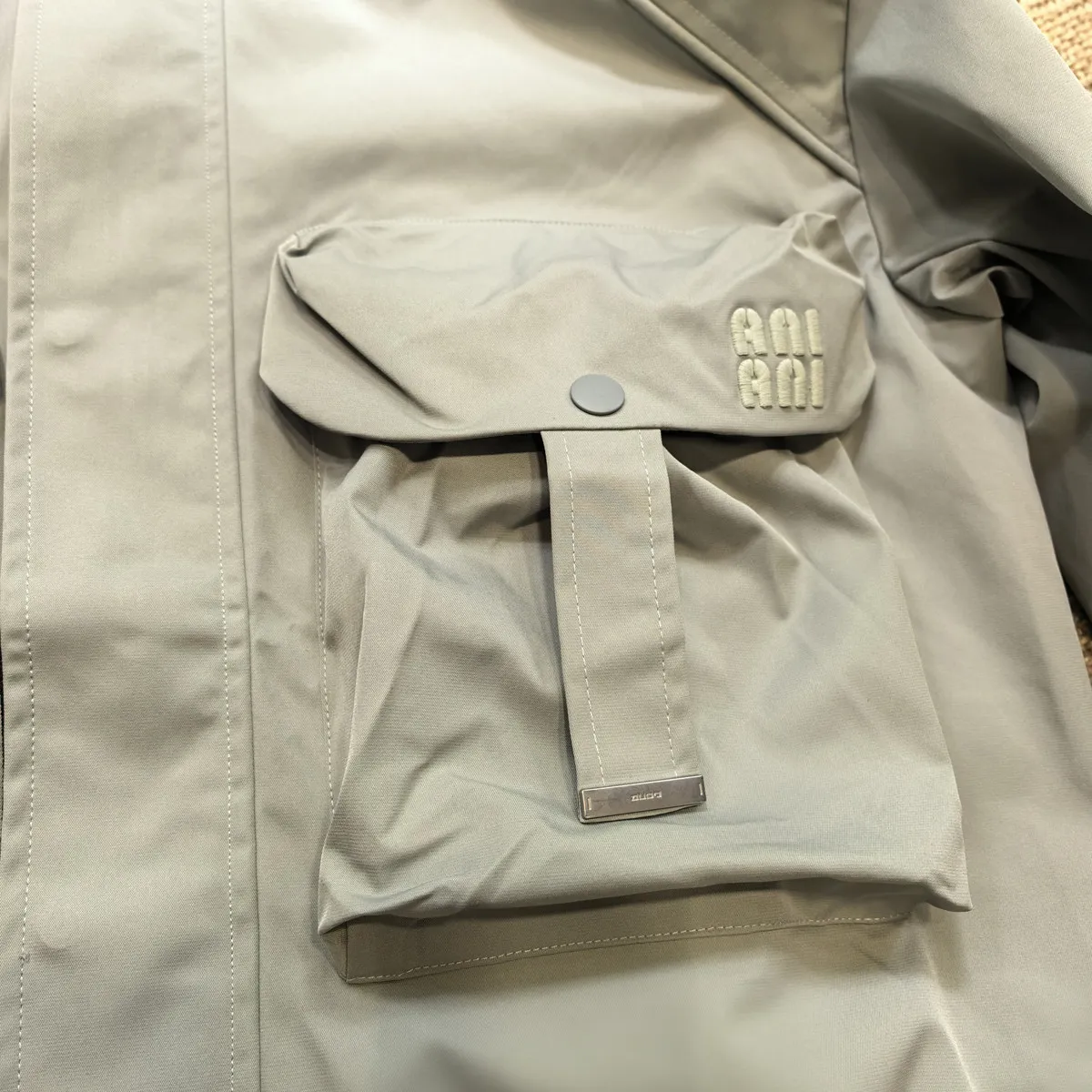 2026 New Style Hard Large Pocket Personality Jacket Zipper Embroidery Hooded Loose Coat Jacket Retro