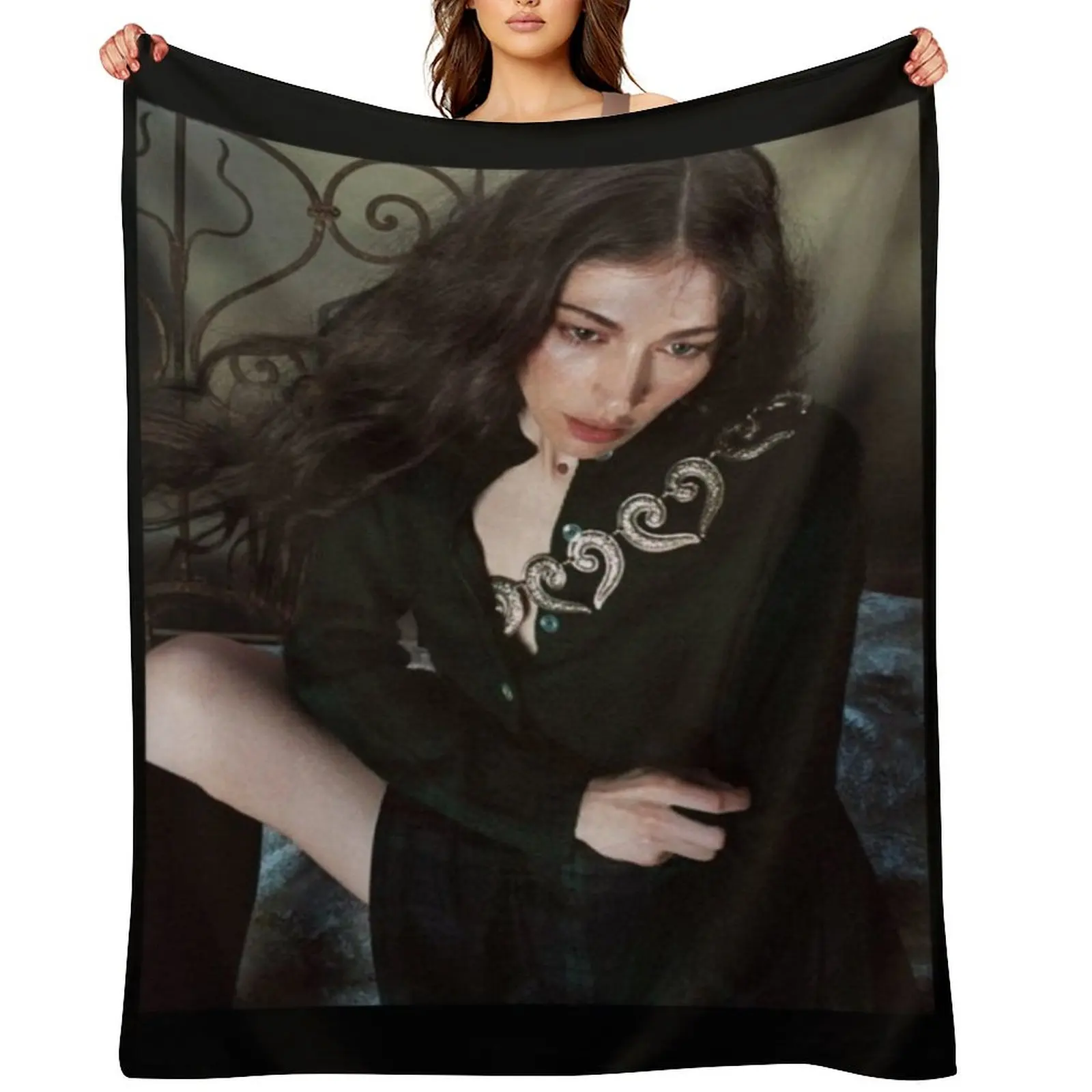 

Caroline Polachek Throw Blanket for sofa manga Decorative Beds Hair Blankets