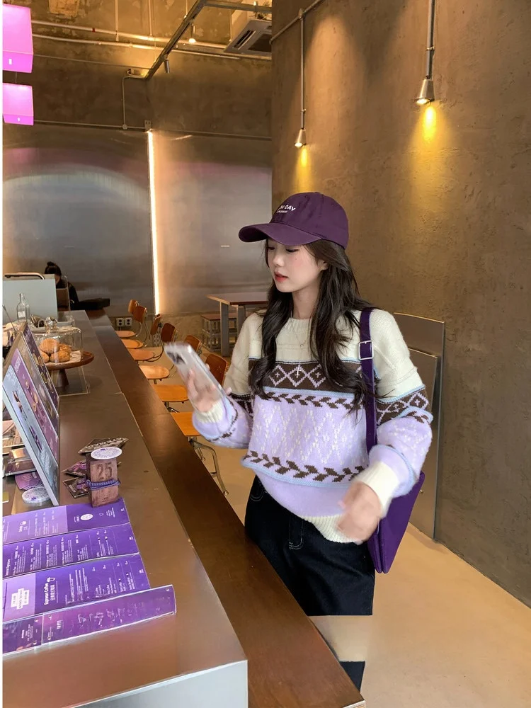 

Lazy Winter Geometric Pattern Knitted Sweater Soft Polyester Nylon Blend Warm Mid-Length round Ne Casual Sle Online Exclu...