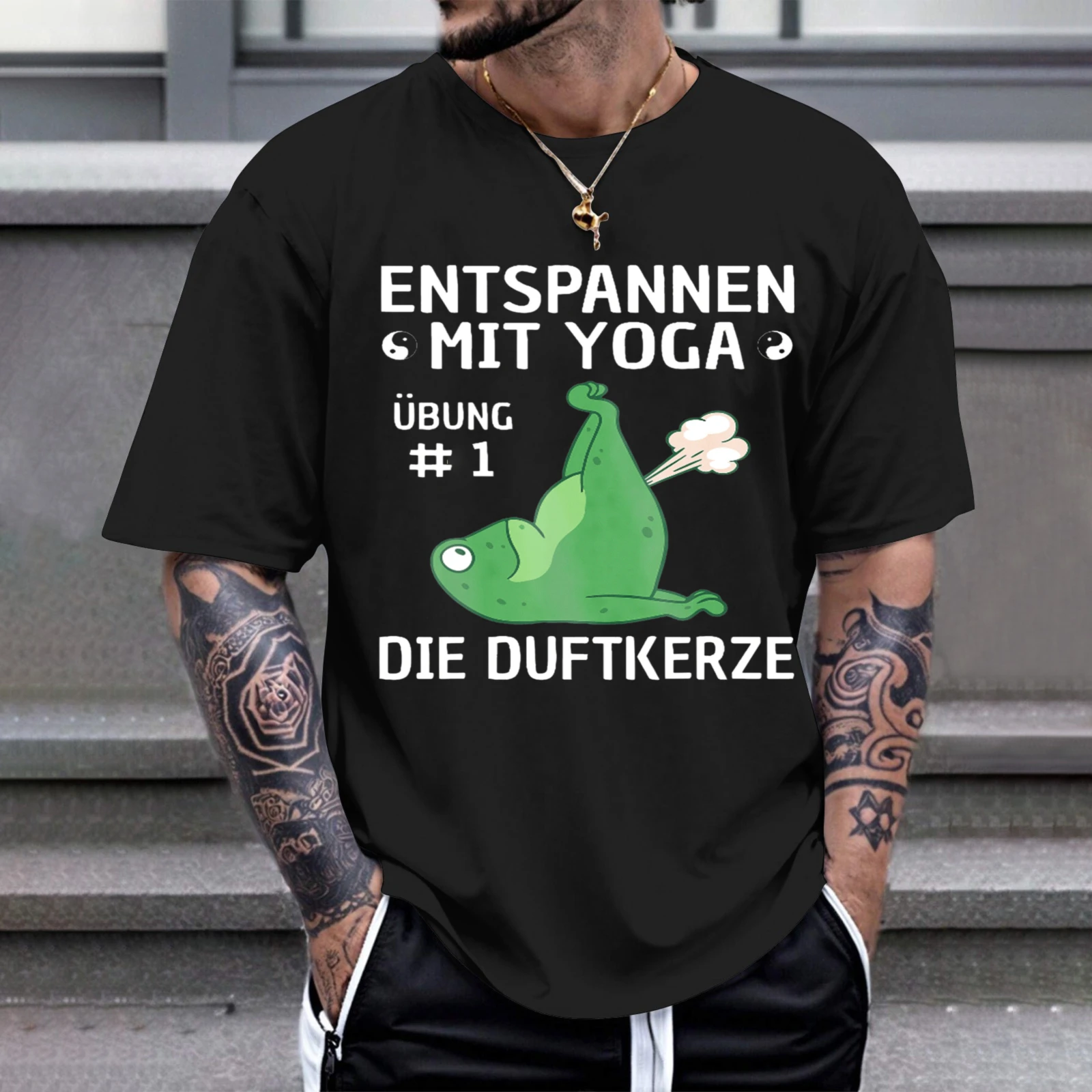 Herren-T-Shirt „Relax With Yoga Exercise Number One“ mit Duftkerze, perfekt für Freizeitkleidung, Partys und Karneval-Outfits