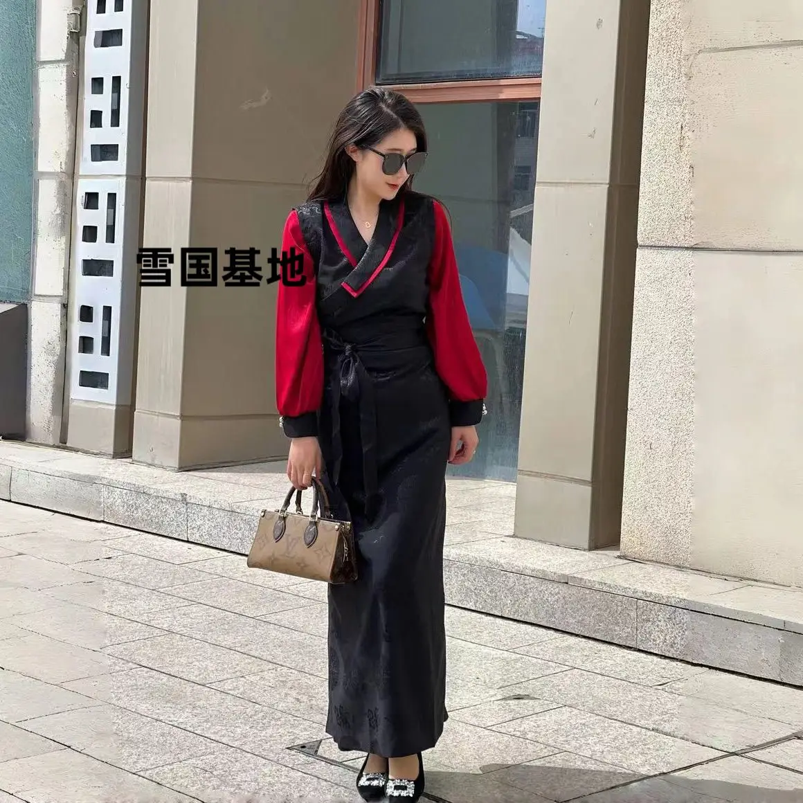 

New Tibetan clothing Tibetan dress Bobola