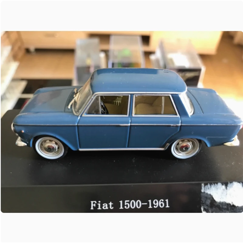 

Diecast Original 1:43 Scale Fiat 1500-1961 Sedan Simulation Alloy Car Model Souvenir Toy Child Hobby Decoration Gifts Display