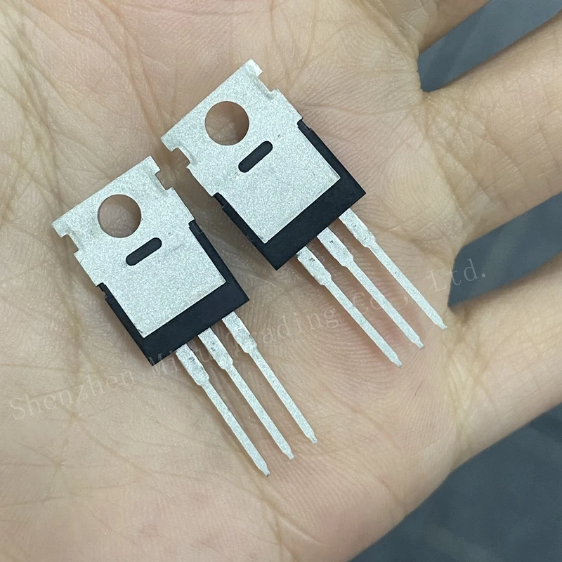 مراجعة وتحليل مكونات MOSFET IRF3205: الأفضل لتطبيقات الطاقة والتحكم