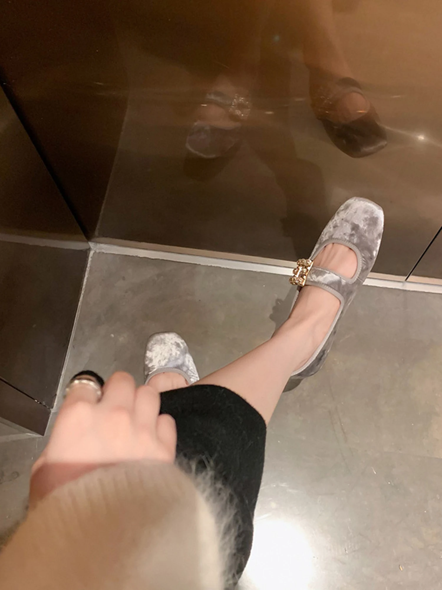 

French Style Square Toe Rhinestone Mary Jane Buckle Strap Flat Velvet Ballet Pumps Elegant Women's Shoes Chaussure Femme