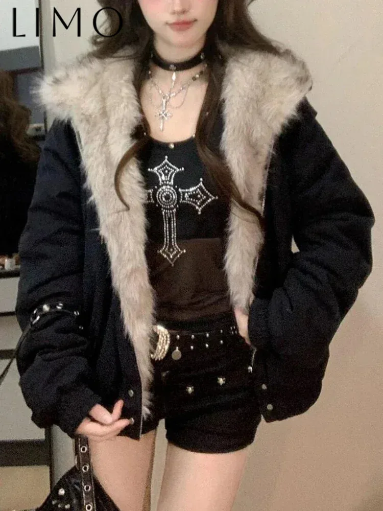 

Winter New Elegant Liner Fur Loose Coat Women Y2k Fur Collar Hood Thick Fashion Parkas Casual Outerwear Cotton Padded Jackets