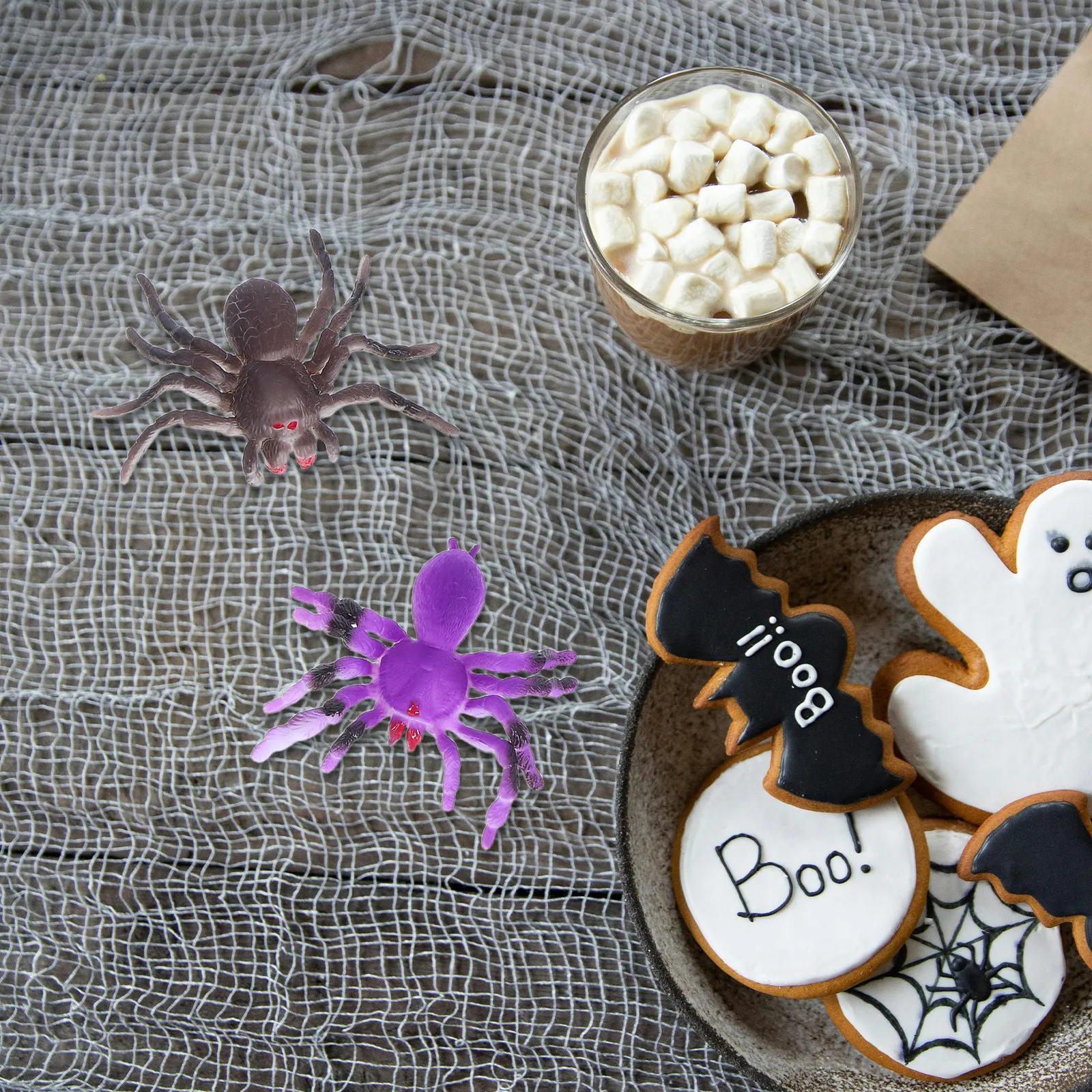 

6Pcs Water Activated Color Changing Spiders Realistic Resin Fake Spider Decor for Kids Party Trick Prank Halloween Prop Scary