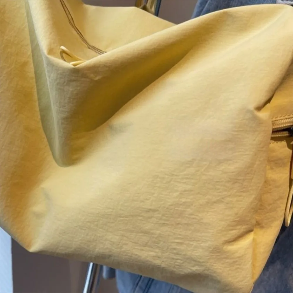 

New Large Capacity Shoulder Bag Crossbody Design Nylon Travel Bag Lazy Style Multicolor Fitness Bag Short Trip