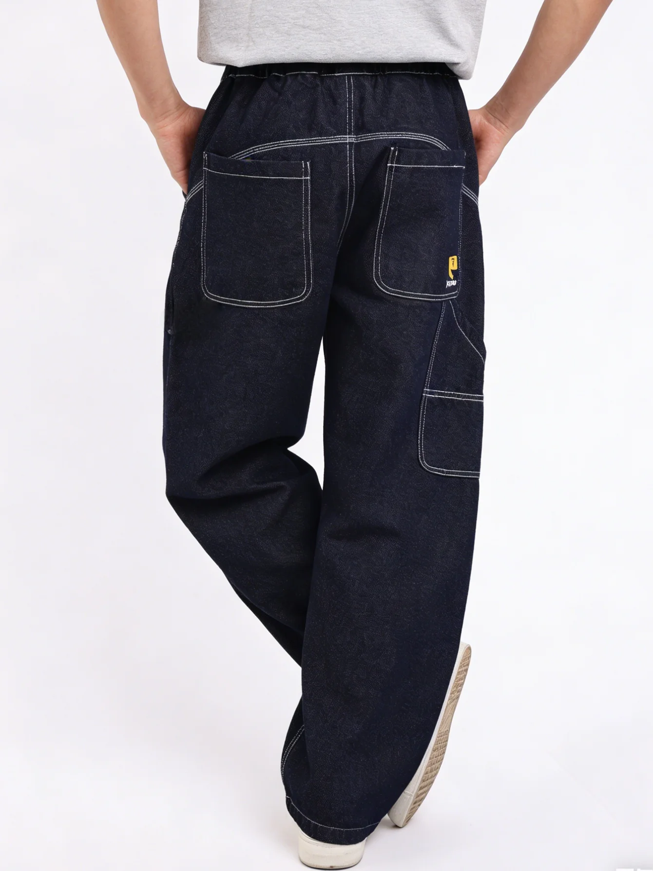 Boys' and teenagers' spring loose-fitting workwear jeans, suitable for daily wear, school, leisure, and outdoor activities