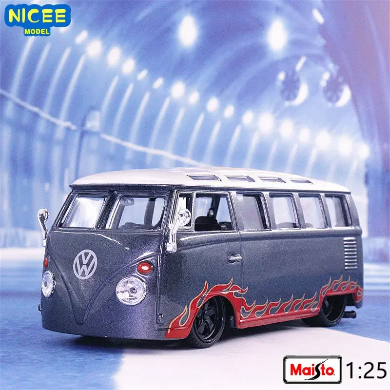 Maisto 1:25 Volkswagen VAN SAMBA Modified version High Simulation Alloy Diecast Metal Toy Car Model Collection kids Gifts B400