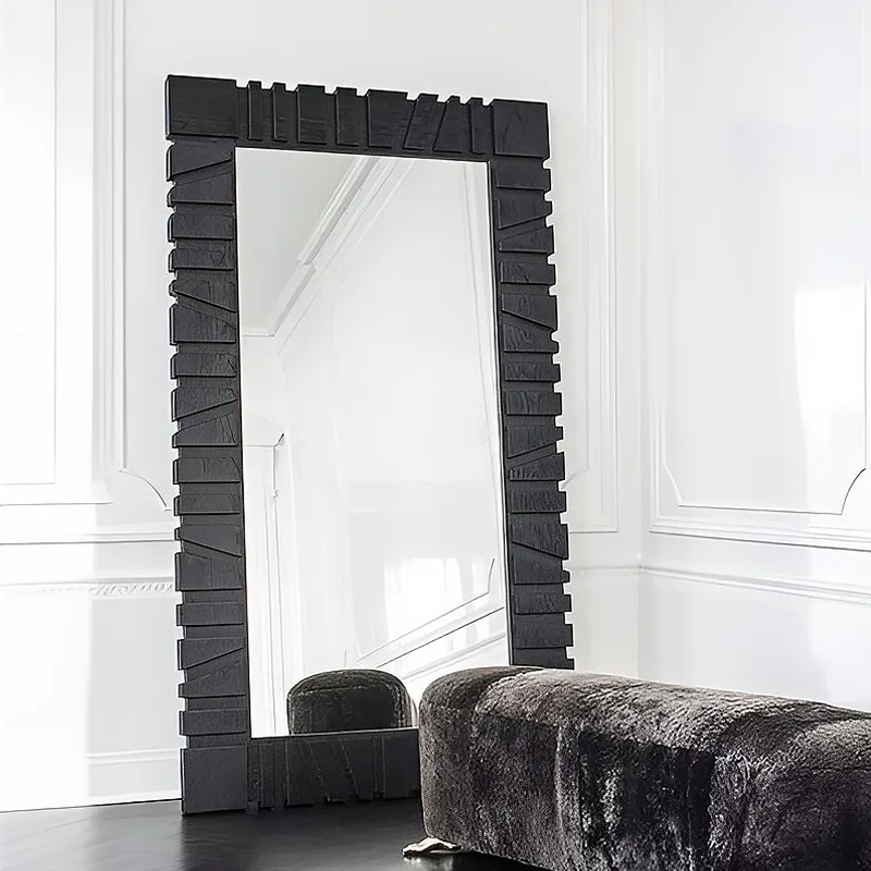 Irregular floor-to-ceiling full-length