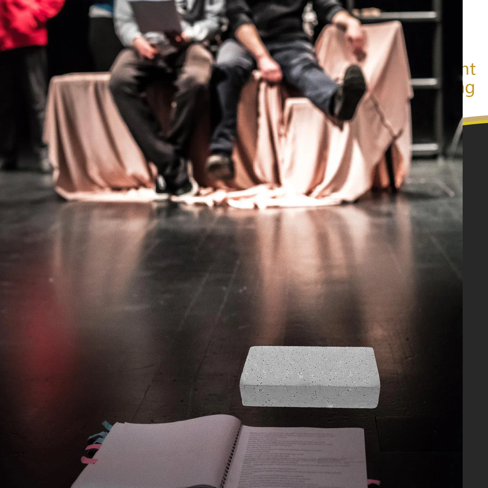 

2Pcs Jumbo Cardboard Blocks for Kids Foam Fake Bricks Easy Stack Indoor Outdoor Play Developmental Motor Skills Creative Playset