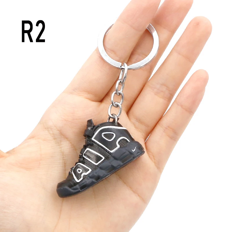 2024 New 3D Basketball Shoes Keychain Simulation Fun Sneakers Keyring Fashion Originality Mini Shoe Model Keychains Car Pendant