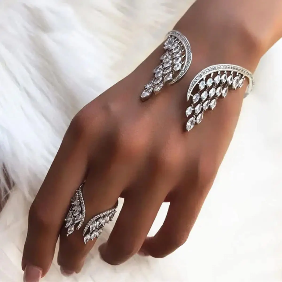 Trendy White Gold Color Wings Shape Cuff Bangle Ring Sets For Women Bridal Fashion Party Wedding Jewelry Gifts