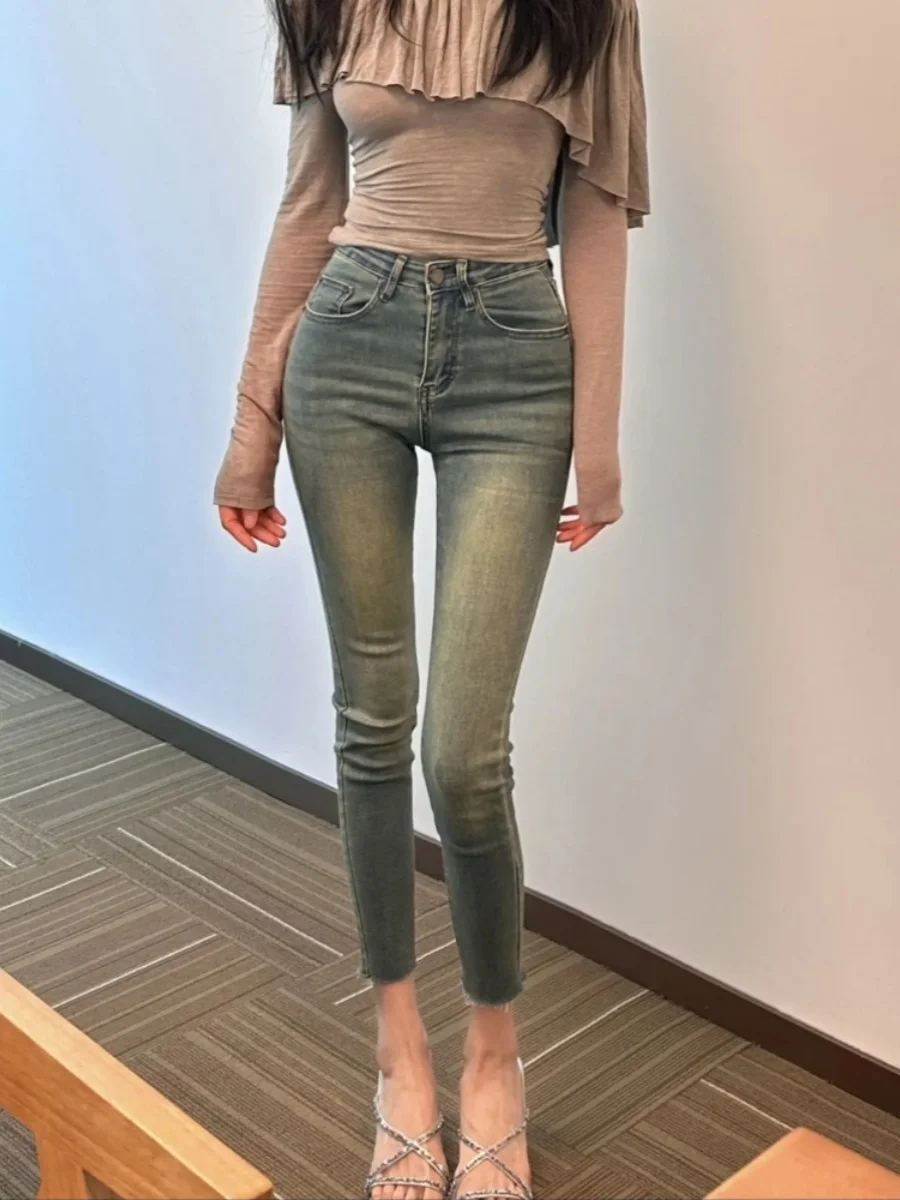 

Ретро-корейские джинсы-клеш с высокой талией, эластичные, облегающие, из хлопкового стрейч-денима, синие, женские, укороченные (9/10)