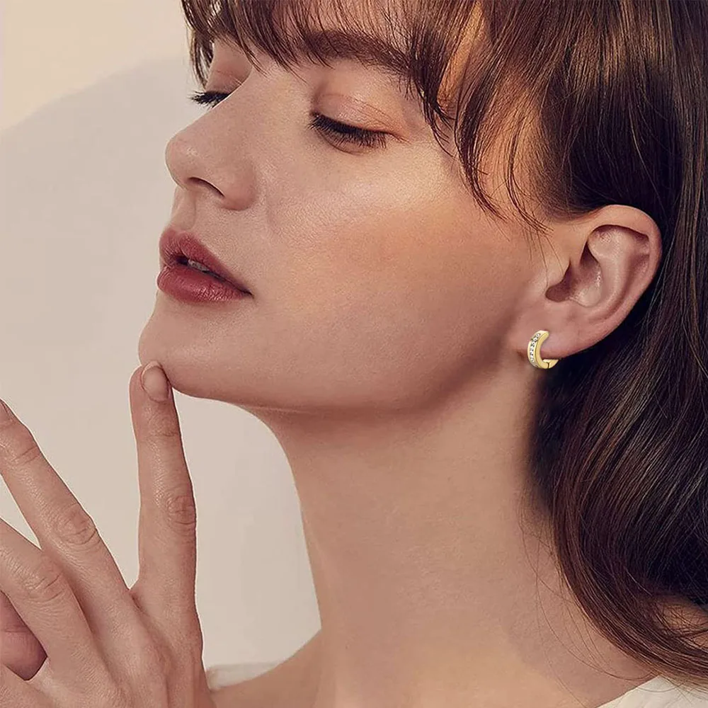 1 Pair Stainless Steel Magnetic Non Piercing Inlaid Cubic Zirconia Stud Earrings Clip on Hoop Earrings Set for Men Women