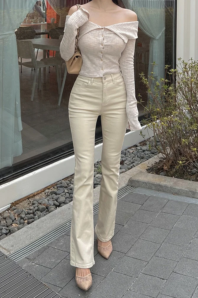 

Slim Fit High Waist Jeans l Hip Enhancement Light Beige Women's Long Pants Cotton Stretch Denim Straight Leg Bootcut