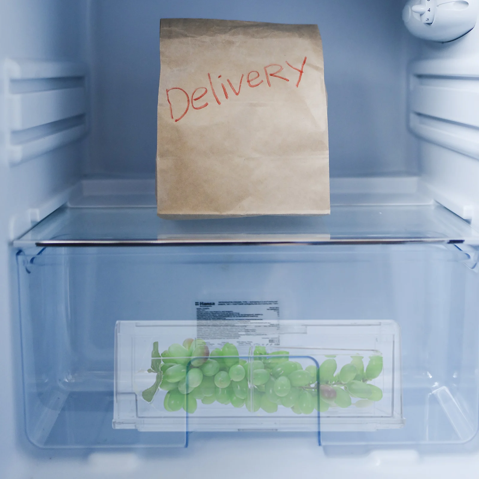 

Refrigerator Food Storage Box Fresh Keeping Transparent Vegetable Fruit Container for Kitchen Organization Egg Holder Countertop