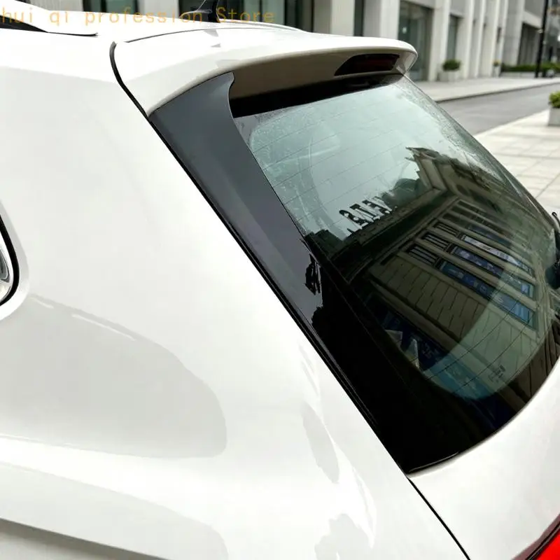 Paar Seitenfenster-Akzente in glänzendem Schwarz mit Detail des hinteren Viertels für den MK2 2017 H8WE – Detail 8