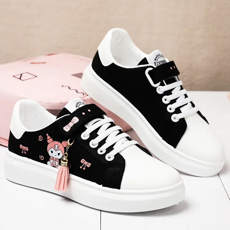 New Kuromi Canvas Shoes Kawaii 2023 Spring Autumn Low Top Girls Sneakers Trend All-Match Student Sports Shoes Children\'s Gifts