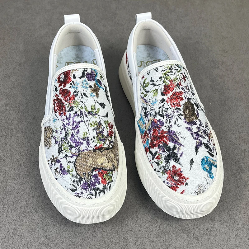 

Модная мужская обувь в китайском стиле Dopamine Accessible Роскошные брендовые белые туфли без шнуровки с принтом Холщовые туфли Мужские лоферы без шнуровки с низким берцем Всесезонная уличная повседневная обувь