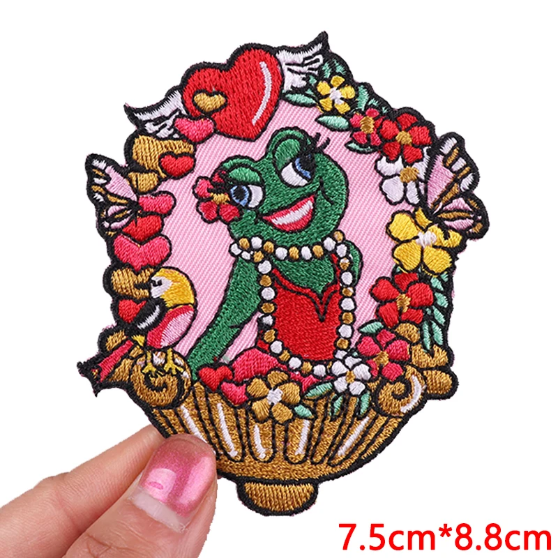2026 Roze Stijl Nederland Oeteldonk Embleem Geborduurde Patches Kikker Ijzer Op Patches Voor Kleding Uniform Naai Borduren Nieuwe DIY