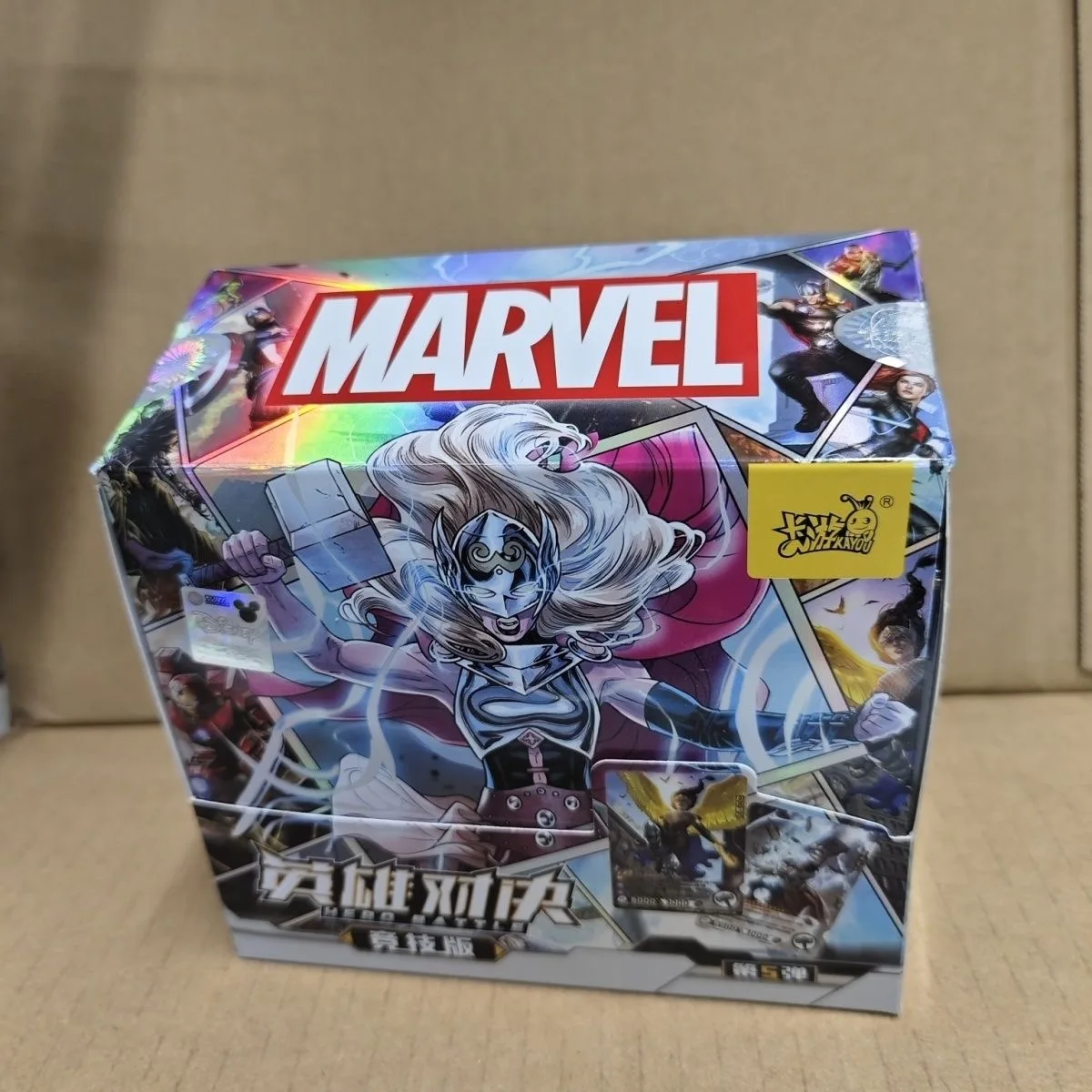 Karty KAYOU 120/180 sztuk Marvel Card Avengers zestaw SSR CR rzadka karta Spider-Man Iron Man edycja konkurencyjna zabawka kolekcjonerska