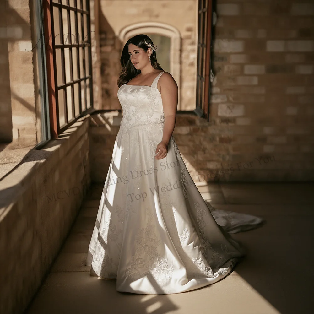 Plus Size Vintage Lace Wedding Dresses For Bride Spaghetti Applique A-Line White Straps robe de mariee en satin Customized